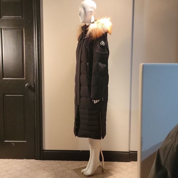 ****SOLD*****Moose Knuckles Parka Jacket - Picture 6 of 13